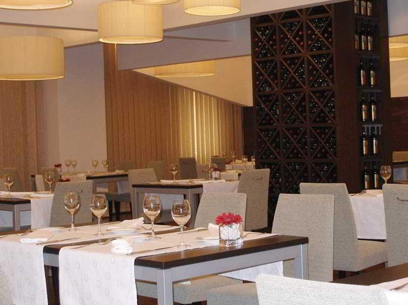 โรงแรมเซวตา ปวยร์ตา เด อัฟริกา ร้านอาหาร รูปภาพ